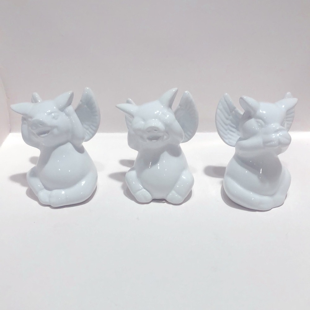 Hear nothing, See nothing, Speak nothing Pigs with Wing/(Set of 3)
